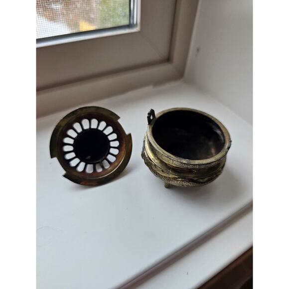 Fine Quality Vintage Japanese Solid Bronze Incense Burner - Picture 3 of 4